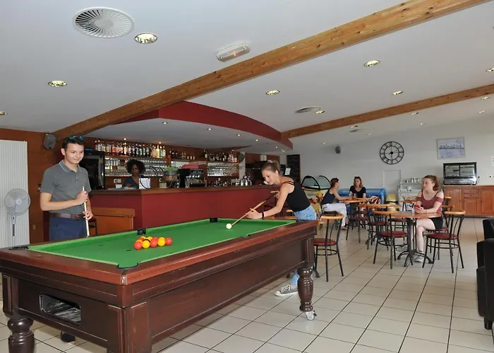 Campsite Camping De La Liez Peigney