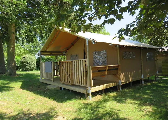 Campsite Camping De La Liez