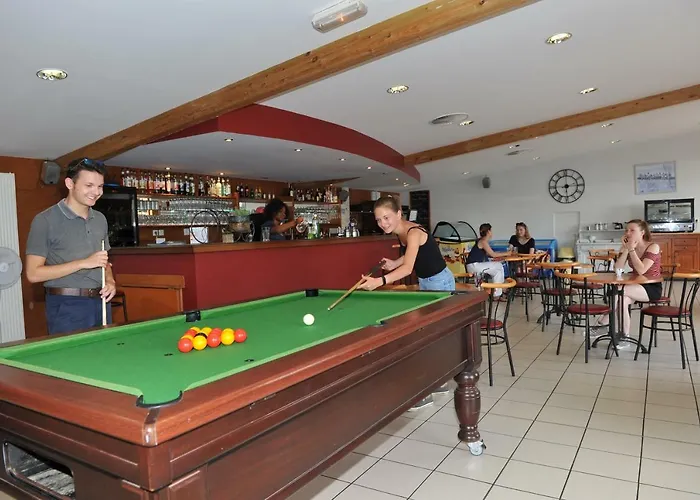 Camping De La Liez 5*